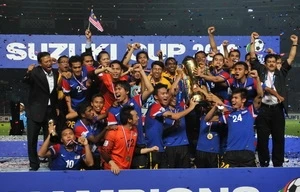 Cả nước Malaysia nghỉ một ngày mừng chức vô địch