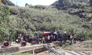 Hiện trường vụ nạn nhân bị mắc kẹt suốt 8 ngày trong hang đá.