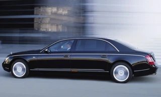 Lạ lùng siêu xe xuất ngoại 5 năm để 'bảo dưỡng'