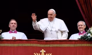 Giáo hoàng lên án bạo lực ở Dải Gaza, Ukraine trong thông điệp Giáng sinh