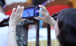 Không còn tình trạng ‘cá lớn nuốt cá bé’ mà là ‘cá nhanh nuốt cá chậm’