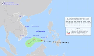 Áp thấp nhiệt đới suy yếu, miền Trung sắp mưa rất lớn