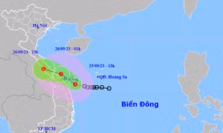 Nhiều tuyến đường tại Hà Tĩnh bị sạt lở, ngập úng do mưa lũ