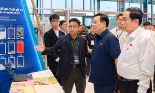 Chủ tịch Quốc hội kiểm tra công tác tổ chức Hội nghị Nghị sĩ trẻ toàn cầu