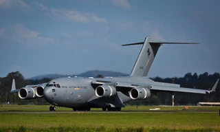‘Ngựa thồ’ C-17 Globemaster III vừa đến Hà Nội uy lực thế nào?