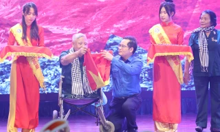 Thắp sáng 'Ánh lửa từ trái tim'