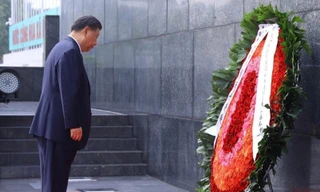 Tổng Bí thư, Chủ tịch nước Trung Quốc Tập Cận Bình viếng Lăng Chủ tịch Hồ Chí Minh