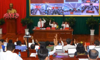 Hậu Giang: Sẽ có chính sách đặc thù khuyến khích cán bộ không đáp ứng yêu cầu tự nguyện tinh giản