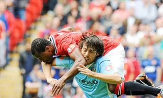 Cuộc đua VĐ Premier League: Trên lằn ranh mong manh