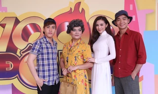 Hotgirl Kelly tái hiện quá khứ dao kéo trên sân khấu kịch