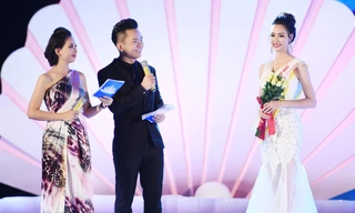 MC Hạnh Phúc 'gỡ rối' cho Tân Hoa hậu Biển