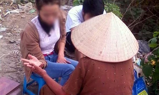 Sự thật về bà lão xem bói ở... gốc cây xà cừ