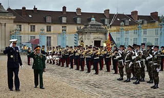 Tổng Tham mưu trưởng QĐND Việt Nam thăm Pháp