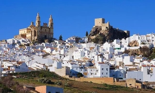 ‘Thị trấn trắng’ ở Tây Ban Nha