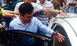 Được tại ngoại, ông Nguyễn Hữu Linh đã đến tham gia phiên tòa Ảnh: Tân Châu 