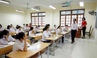 Cán bộ coi thi tại Kỳ thi THPT quốc gia 2018 ảnh: Như Ý 