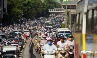 Hà Nội: 'Tắc' giải pháp chống ùn tắc