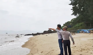 Người dân cho rằng khu vực khai thác cát quá gần khu dân cư 