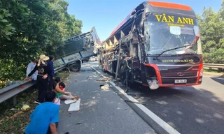 Hiện trường vụ tai nạn ảnh: Hoàng Long 