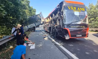 Hiện trường vụ tai nạn ảnh: Hoàng Long 