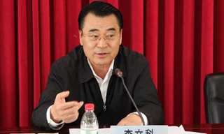 Lý Văn Khoa khi còn tại chức