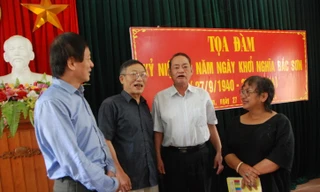 Từ trái sang: Võ Hồng Nam, Đại tá Trần Tuấn Quảng, Chu Thành, Hạ Chí Nhân Ảnh: Xuân Ba 