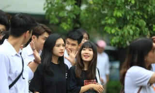 Đông đảo các bạn trẻ ở Quảng Bình hưởng ứng cài đặt ứng dụng Bluezone để cảnh báo tiếp xúc người mắc hoặc nghi mắc COVID - 19