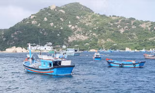 Kích cầu địa phương ở quy mô toàn quốc. Ảnh: KỲ SƠN 