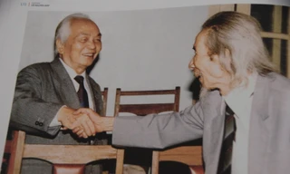 Tướng Giáp và NS Văn Cao