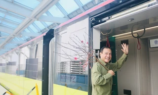 Có gì bên trong đoàn tàu metro Nhổn - ga Hà Nội?