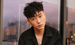 Nam người mẫu tự sát tại khách sạn