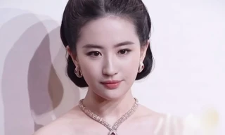 Cái liếc mắt của Lưu Diệc Phi hút 40 triệu view