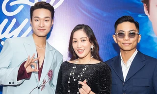 Nhạc Việt có tên album chẳng giống ai