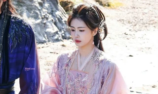 Bạch Lộc được khen đẹp như tiên nữ