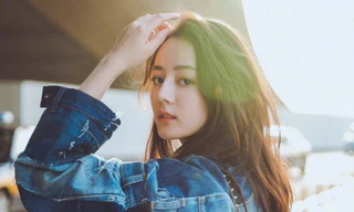 Địch Lệ Nhiệt Ba xuất hiện sau tin mang thai