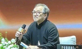 Thành Long trông già nua