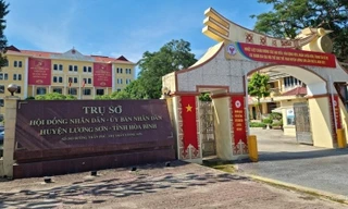 Đề nghị kỷ luật Phó Trưởng Ban Tuyên giáo Tỉnh ủy Hòa Bình