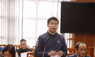 Vụ bữa ăn bán trú bị cắt xén: Khai trừ Đảng Hiệu trưởng trường Tiểu học Hoàng Thu Phố 1