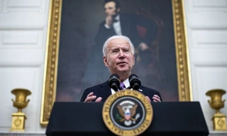 Trung Quốc công bố lệnh trừng phạt chưa đầy nửa giờ sau khi ông Biden nhậm chức. Ảnh: Bloomberg 