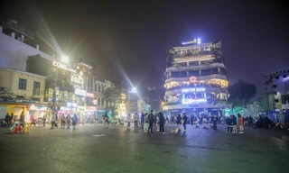 Trải nghiệm du lịch Hà Nội về đêm là nhu cầu của hầu hết các du khách khi đến Thủ đô. Ảnh: Duy Phạm