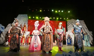 Kịch, xiếc lại nở rộ dịp Tết thiếu nhi và dịp hè. Ảnh: NGUYÊN KHÁNH 