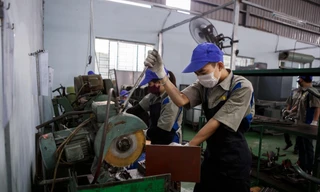 Chuyên gia nhận định, chính sách hỗ trợ DN trong đại dịch COVID-19 chưa đủ mạnh. Ảnh: minh họa 