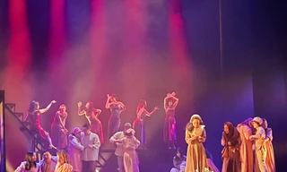 Nhạc kịch Những người khốn khổ đêm diễn thứ 8 vẫn cháy vé