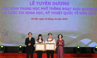 Lễ tuyên dương học sinh đoạt giải Olympic quốc tế năm 2018. Ảnh: Như Ý