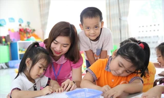 Đề xuất giảm tuổi nghỉ hưu cho giáo viên mầm non. Ảnh: Diệp An 