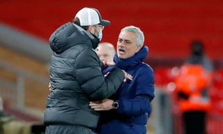 HLV Jose Mourinho liên tiếp chê bai Jurgen Klopp