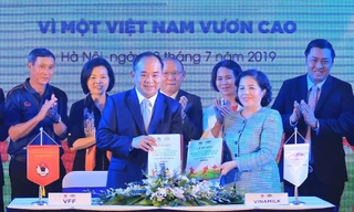 Nhờ hiệu ứng thi đấu thành công của các đội tuyển Quốc gia trong 2 năm qua, tình hình tài chính của VFF rất khả quan khi có nhiều doanh nghiệp lớn sẵn sàng hợp tác. ảnh: VSI