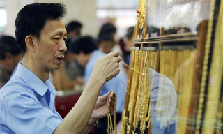 Vàng quốc tế tăng 3,7% trong tuần