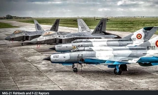 MiG-21 và F-22