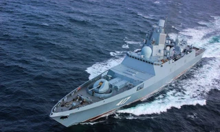 Nga trang bị cho tàu chiến ‘đèn gây ảo giác, buồn nôn’